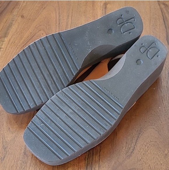 Donald J Pliner Caths 8M orange textile sandals made in Spain - Picture 4 of 8